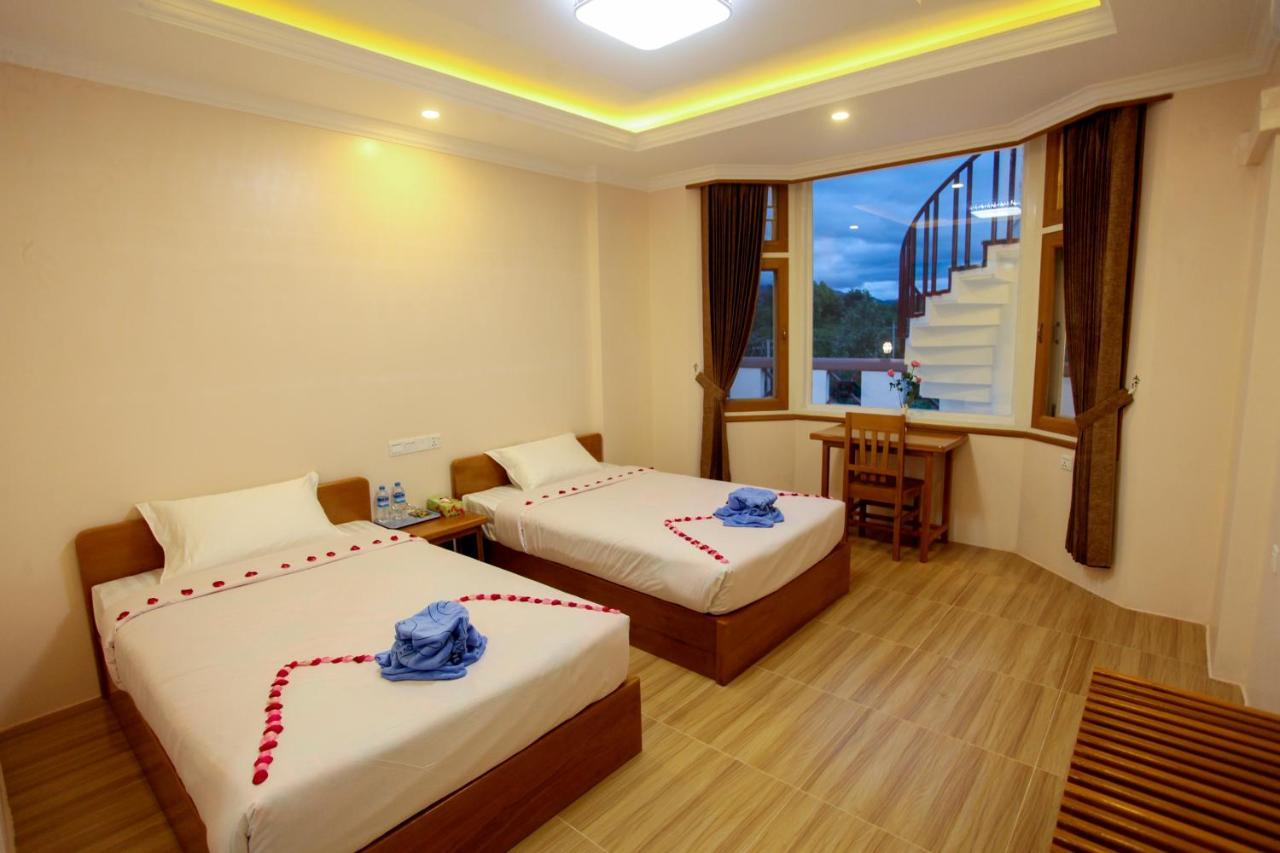 Five One Star Hotel Nyaung Shwe Exterior photo